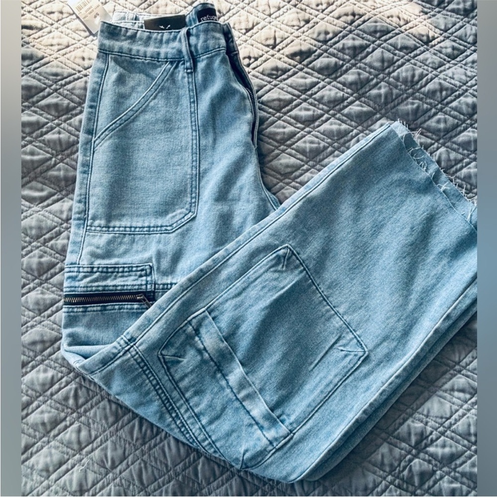 🚨3X$30🚨 Refuge Cargo Jeans - Picture 3 of 6